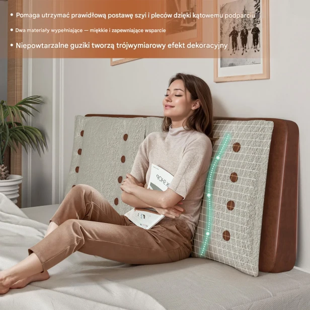 Zrelaksowana młoda kobieta siedzącą na łóżku w pozycji półleżącej, opierająca się o Duży Zagłówek Do Czytania Vintage.