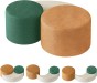 Zestaw puf i stolików kawowych modułowych składający się z okrągłych i półksiężycowych elementów w kolorach zielonym, pomarańczowym (terakota/rdza) i beżowym.