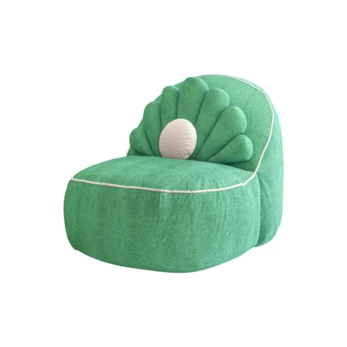 Wypoczynkowy Fotel Muszla. Fotel w kształcie muszli do pokoju dziecka, pufa zielona welurowa, miękkie siedzisko, lamówka biała.