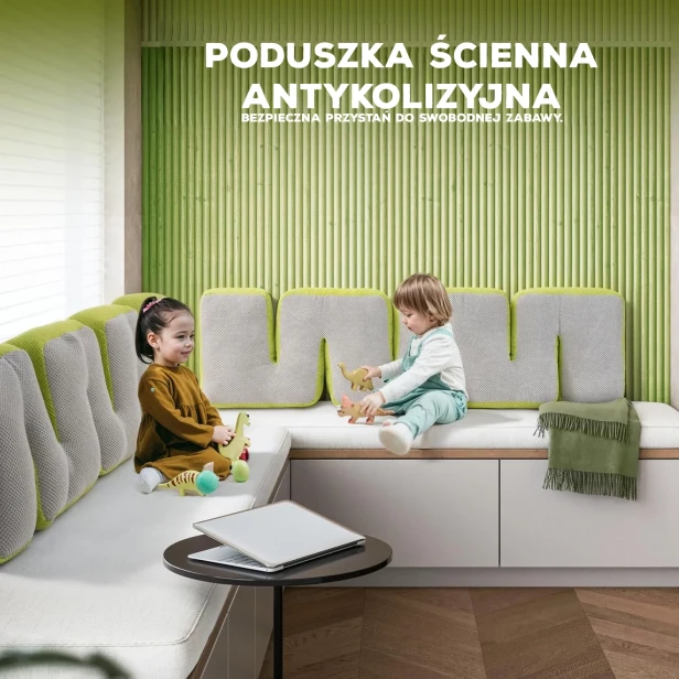 Dwójka dzieci bawiąca się z Oparcie na Zagłówek "Snake"