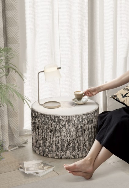 Owalny Stołek Geometryczny Chłodne Drzewo, aranżacja w domu