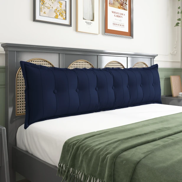 Prostokątna Poduszka do Oparcia Pleców – Bawełna granatowa. Aranżacja w sypialni na łóżku.