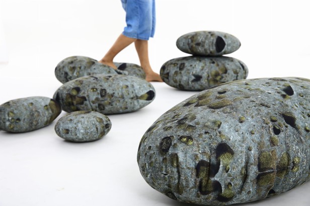 Poduszki Miękkie Kamienie Meteoryty 7 szt.