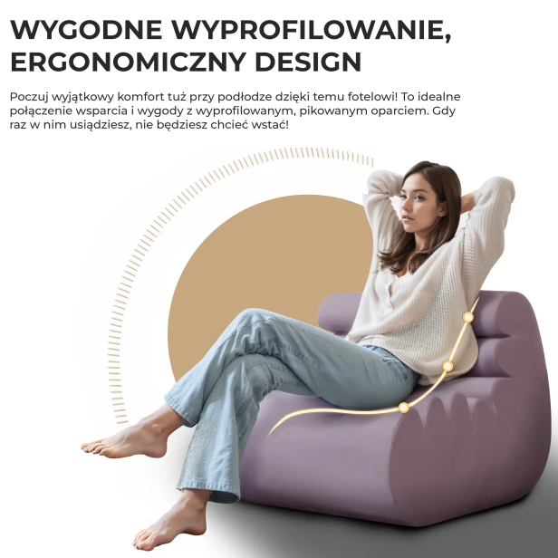 Kobieta siedząca na Fioletowym Fotelu z Piankowym Wypełnieniem